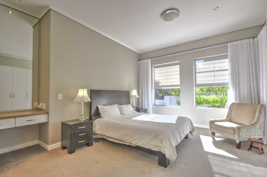 4 Bedroom Property for Sale in Earls Court Lifestyle Estate Western Cape
